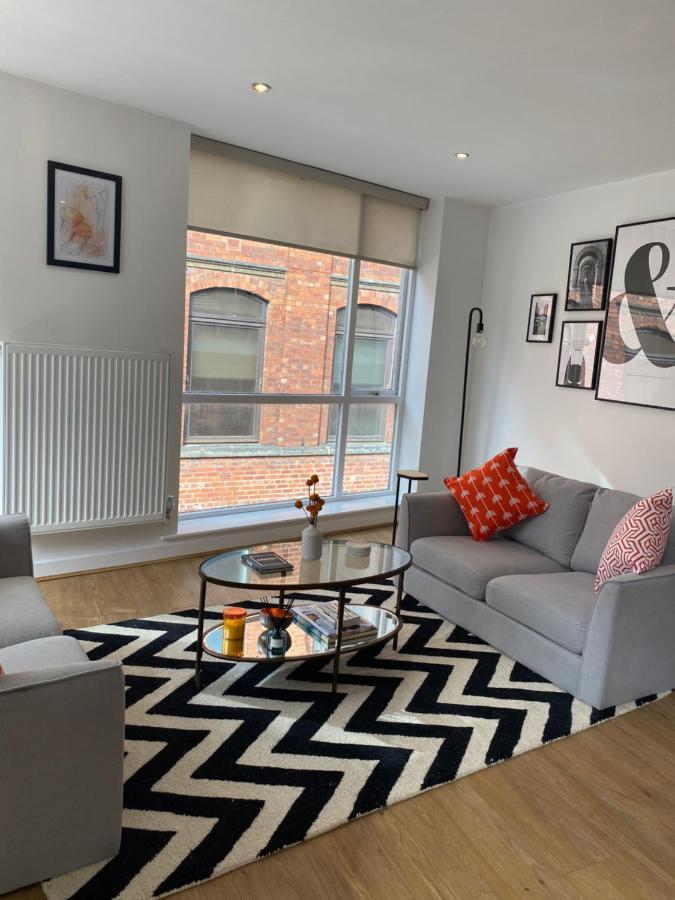 Central Leeds Townhouse With Private Roof Garden Sleeps 4 מראה חיצוני תמונה