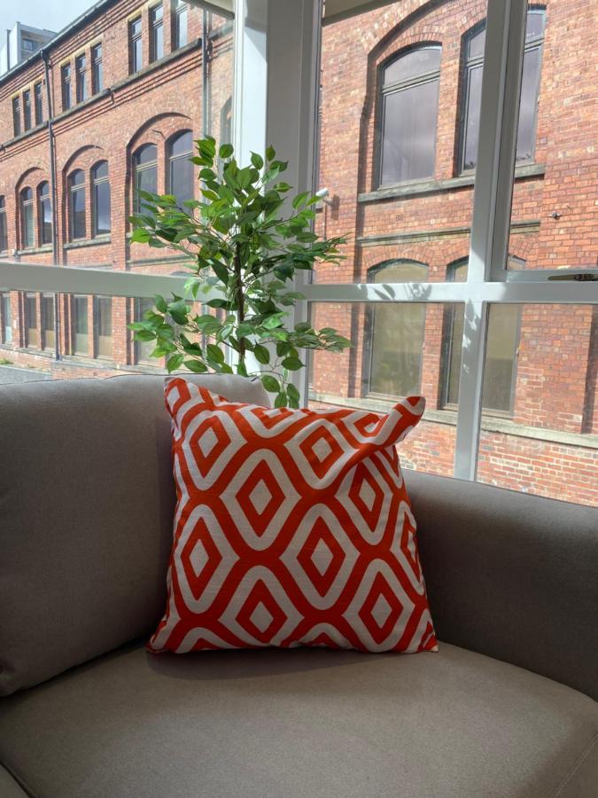 Central Leeds Townhouse With Private Roof Garden Sleeps 4 מראה חיצוני תמונה