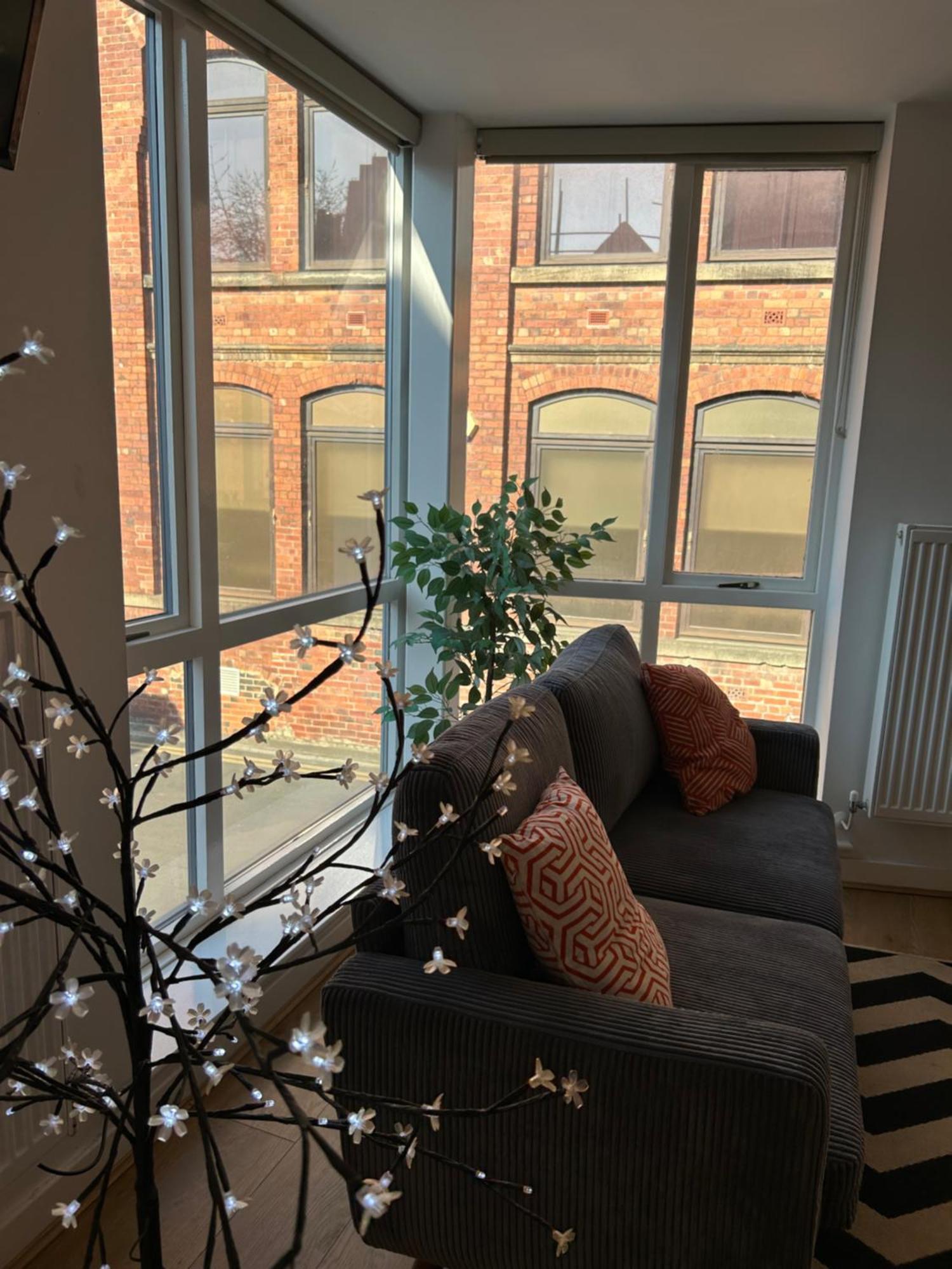 Central Leeds Townhouse With Private Roof Garden Sleeps 4 מראה חיצוני תמונה